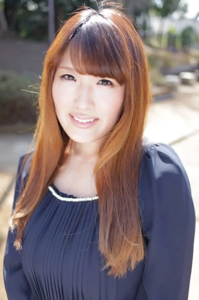デカ乳デカ尻な奥様は、旦… 応募妻ハメ面接 亜矢