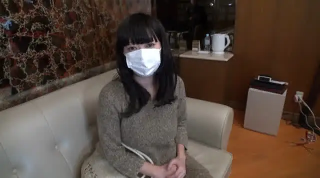 乳首が巨大勃起しているガ… 犬嗅ぎ ガチ素人美魔女 ツバ臭い垂れ乳勃起乳首1