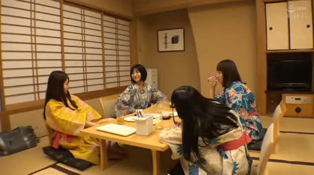寄ってラッシャイ！見てラ… 【流出映像】人妻派遣社員 慰安旅行セックス9