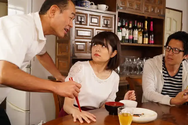嫁ぎ先のドSのド変態義父… 性癖を夫に言えず、嫁は義父に性楽を教え込まれた