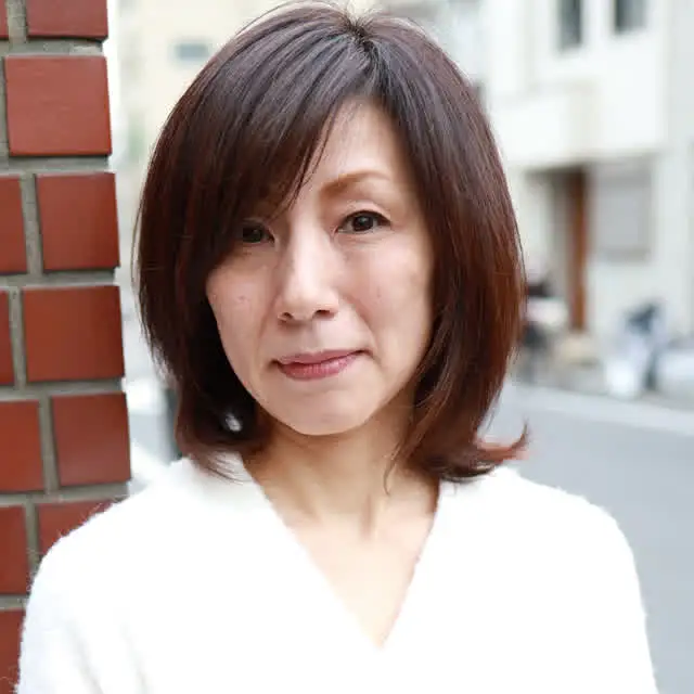 スレンダーでお美しい専業… 熟蜜のヒミツ けいこ53歳