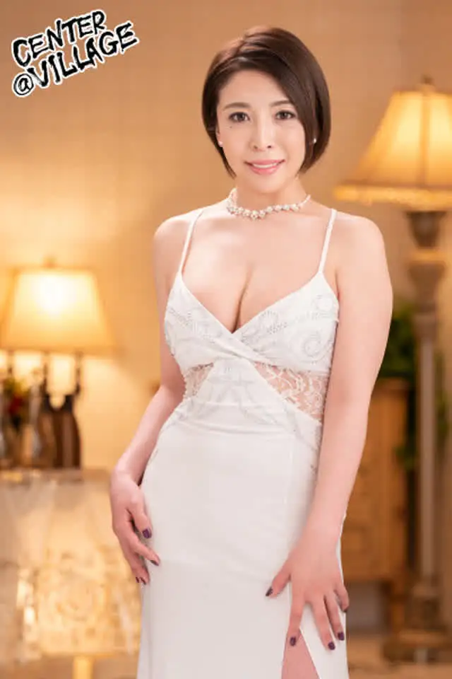 都内某高級ソープ店で17… 高級熟女ソープ嬢中出しAVデビュー！！ 麻生いちか