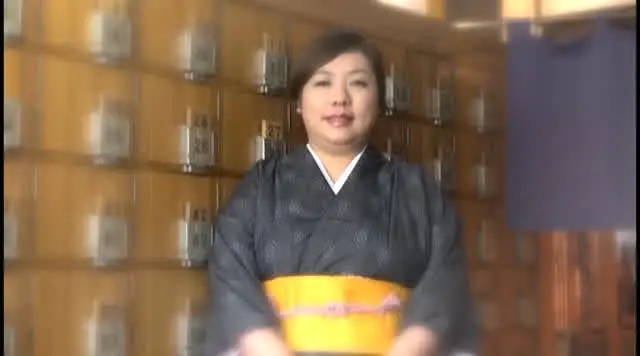 旬な食材と有名吟醸揃えて… 下町の居酒屋女将の淫乱日記 私の秘貝で〆にしませんか
