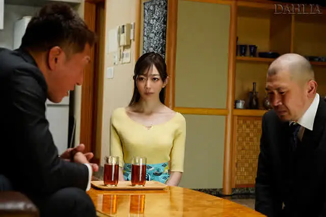 愛奈は優しい夫と結婚して… 大嫌いな男に性欲覚醒させられ大痙攣絶頂させられて…