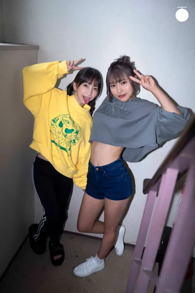 貧乏な大学生同士でルーム… ハメ撮りレズH ボンビーガール大学生 冬愛ことね 北城希