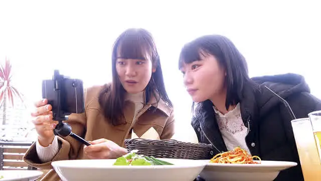 「キモチが繋がればカラダ… 女子旅022