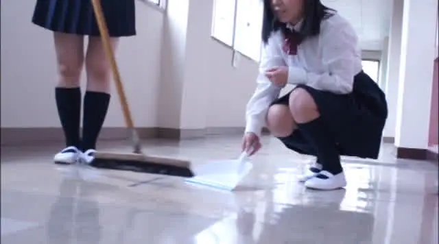 木漏れ日が射し込む放課後… 女子校生の百合的日常