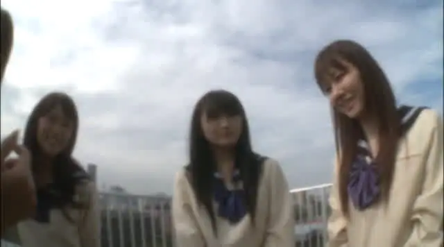 愛くるしい顔立ちのJKの… 美少女JK暴脚ブーツリンチ！！