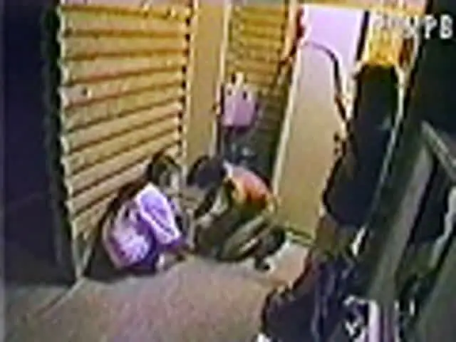 【第一話】とある公園の女… トイレ盗撮魔を捕まえる