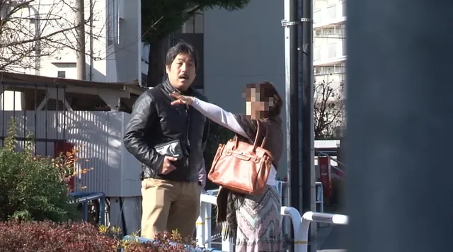 男の見果てぬ夢…団地妻と… 団地妻はポルノ映画のようにすぐヤラせてくれるのか？2