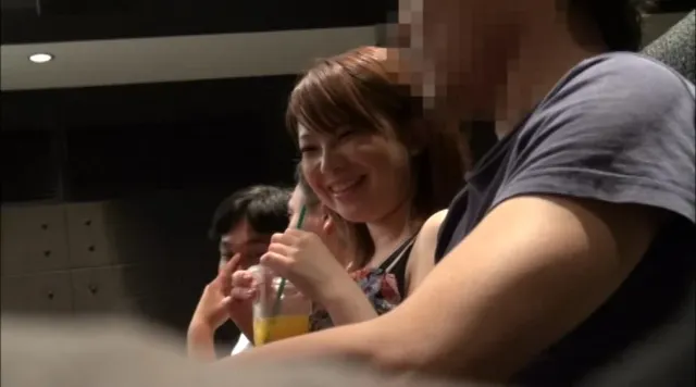ミニシアター映画館でトイ… トイレに並んでいるところを拉致られイキ漏らし犯られる