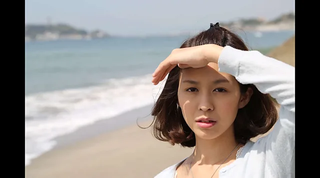 SNSの「モデル募集」コ… 綺麗な乳房からあふれ出す母乳 久保田結衣 AV Debut