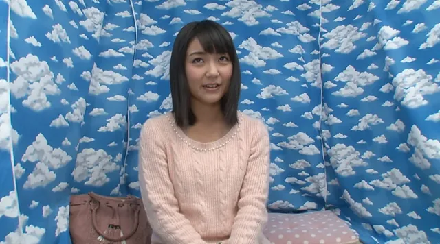 エッチは無理だと断られた… メガチ○ポを素股してもらったらヤラしい事に2
