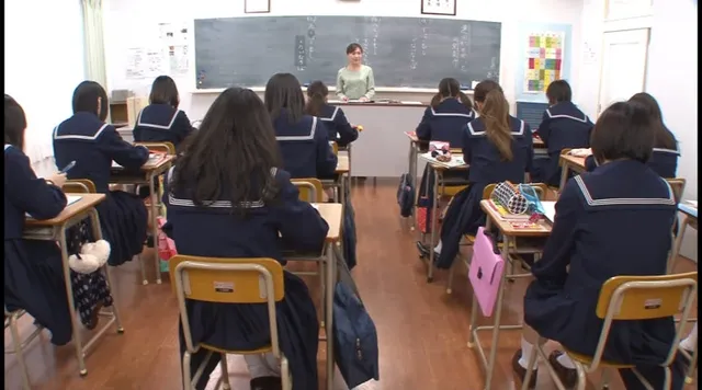 そこは一見、普通の学校…… 『都立しゃぶりながら高校』…さらにハメながら！！