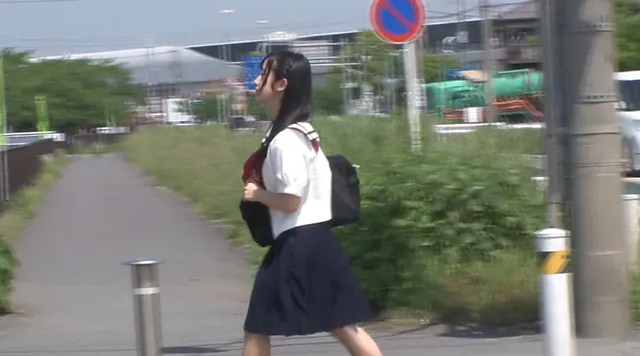 興味本位で女子○生を襲い… マ●コの中に入れられたリモバイのスイッチは足の先