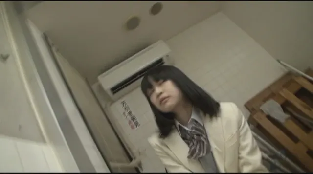 都下にある某ドラッグスト… ○○年（四九四）万引き少女51