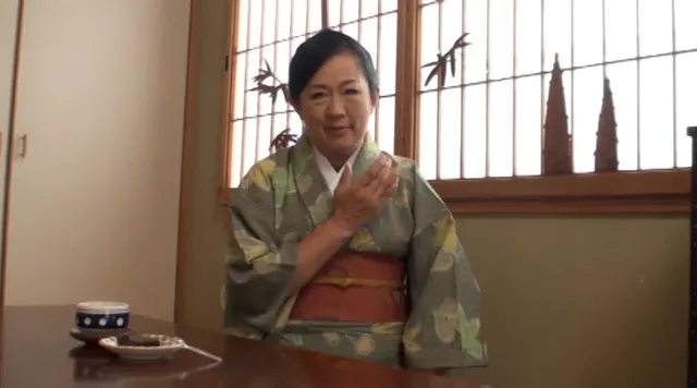 優しいおかめ顔と豊満な肉… 還暦 草加部せつ子
