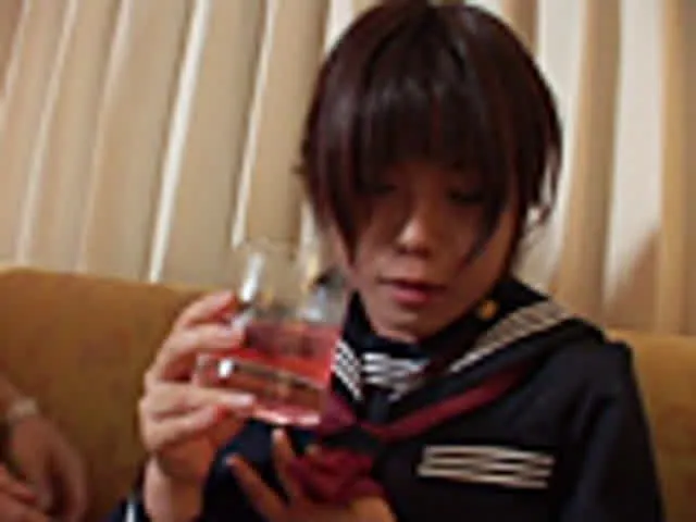 C学生を巧みに誘い、慣れ… 飲○C学生 総集編