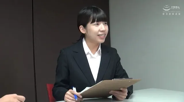 新人女性社員が男優や新入… 新人女性社員が面接官001