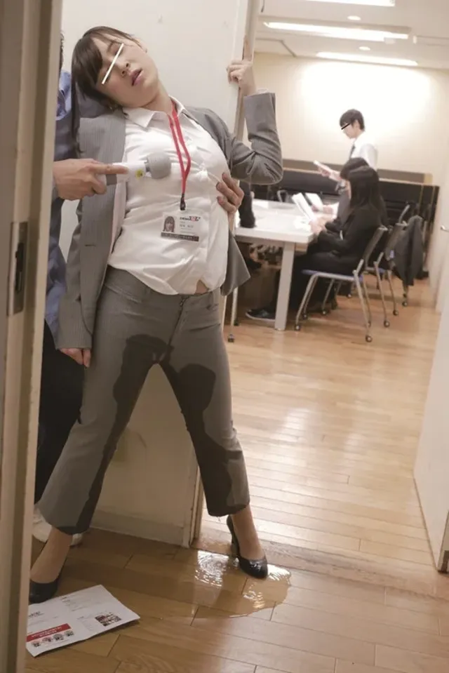 SODでも新卒採用がスタ… SOD女子社員 絶頂！イキまくり会社説明会2018