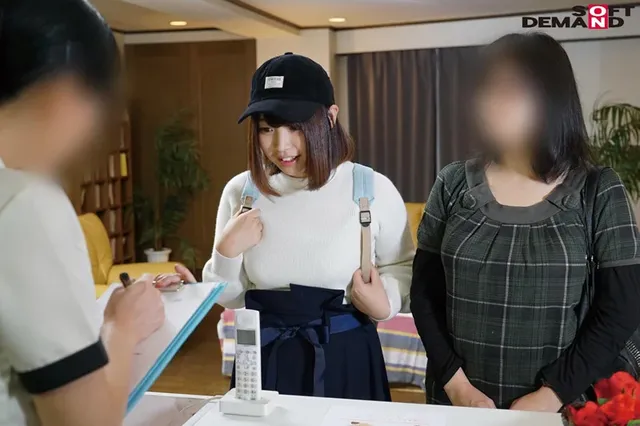強力過ぎて一時的に身体の… よもぎ蒸し美容エステで素人娘が媚薬入り蒸気を膣吸収！