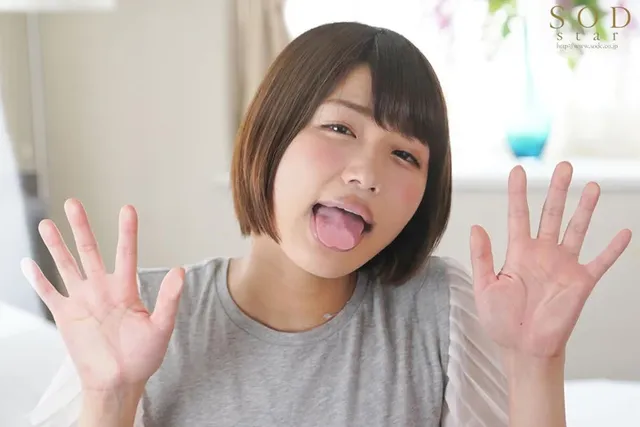 ハリがあり、ぽってりと肉… 18才の唇と絡みつく舌 ベロチュウSEX 唯井まひろ