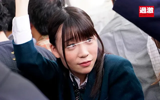 満員電車で“か弱い女”た… 連姦痴○ ○されるたびに快感に変わり泣きイキする女