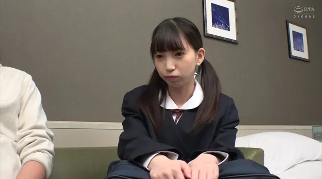 お嬢様学校に通う145c… 午前10時 学校どうしたの… ことね