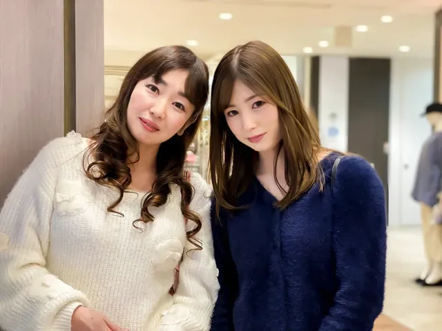 母娘ナンパシリーズ待望の… 淫乱母娘ナンパ やっぱり親子！恥らいイキまくり！！12