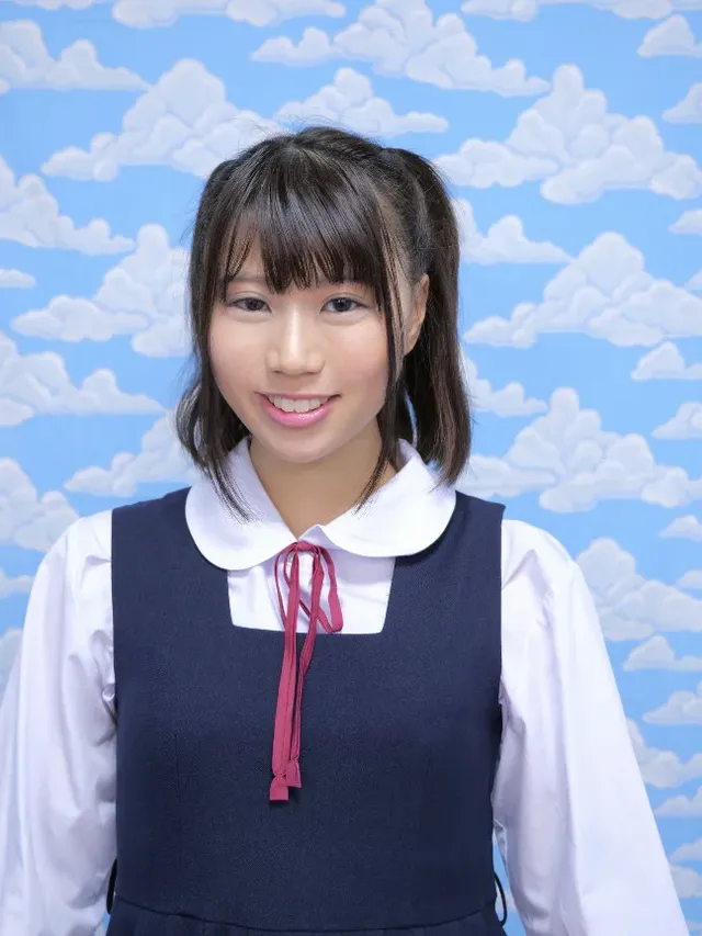 素人の友達男女が協力して… ラップ1枚隔てて素股体験して発射できたら賞金GET！！