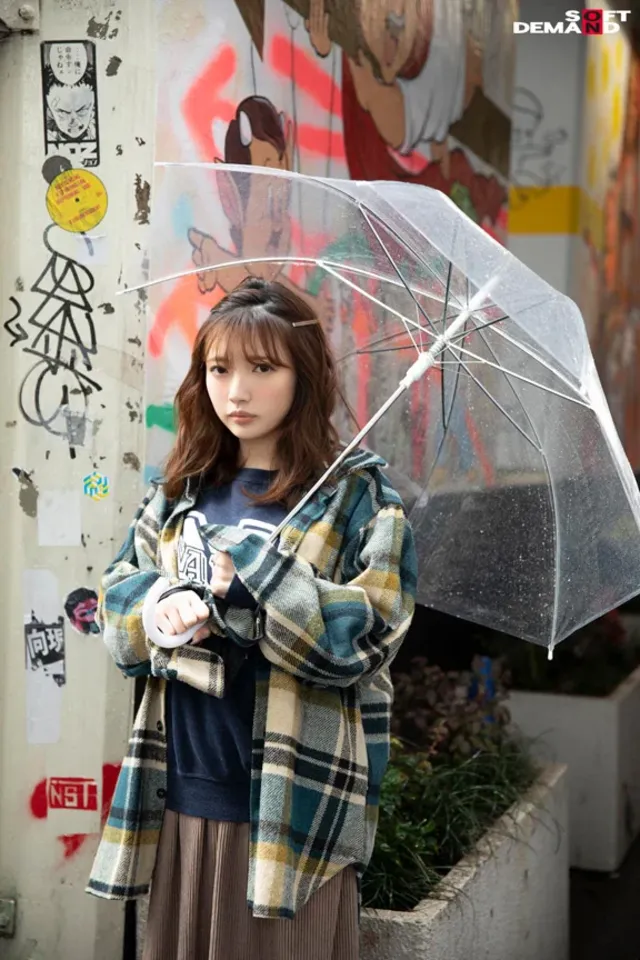 2020年3月配信スター… めっちゃ素人 日向理名（22）  SOD専属AVデビュー