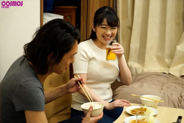 夫婦間のセックスレスから… 素人妻が一般大学生の自宅に一泊 ななこさん29歳