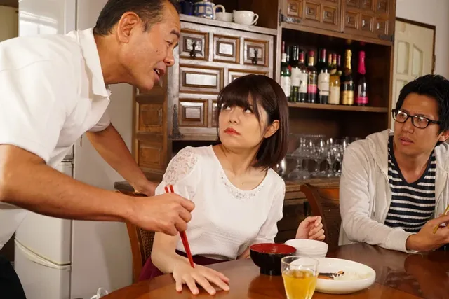 嫁ぎ先のドSのド変態義父… 性癖を夫に言えず、嫁は義父に性楽を教え込まれた