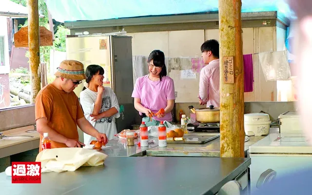 楽しいはずのキャンプが一… 痴○師にローターを挿れられ失禁イキする美尻女