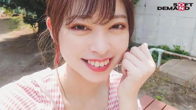 撮影を重ねちっぱいも自信… 妊娠覚悟の人生初中出し 森日向子
