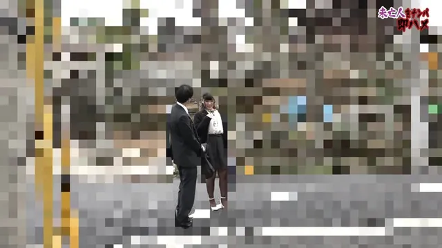 墓参り中の熟女はきっと未… 墓参りに来た未亡人の美熟女をナンパ即ハメ