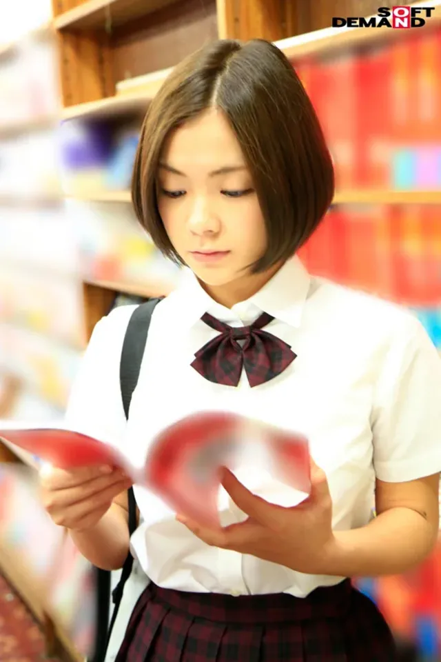 【配信限定で復刻】本屋に… 女子○生に媚薬を塗ったチ○ポで即ハメしたら 親友編