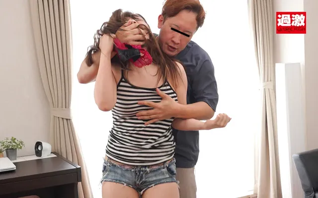 超エロい隣人女に抑えきれ… エッチなお姉さんに乳首舐め正常位で中出しさせられた