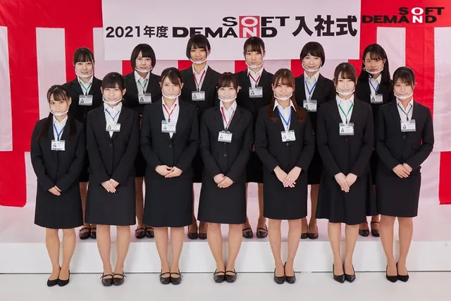 【今年も豊作！12名全員… SOD女子社員 全裸入社式 初めて尽くしのウルトラ7時間SP