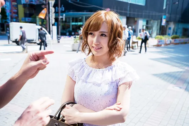 シロウト女子をなんだかん… シロウトさんに素股のお願い！12名