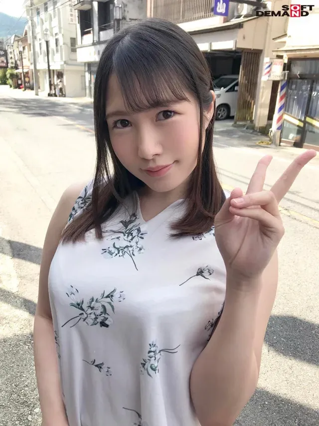 【巨乳JDの恥じらいパイ… わかなさん タオル一枚 男湯入ってみませんか？
