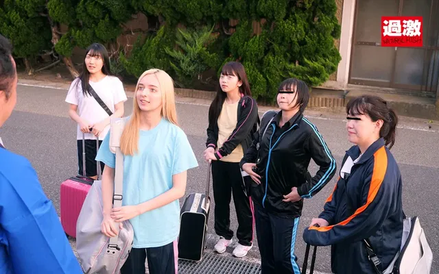 合宿中の旅館で…陸上部女… 「お尻にもマ○コにもチ○コください…」