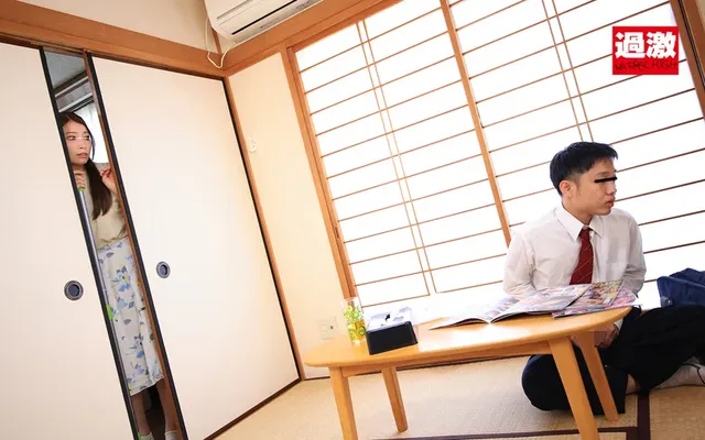 新しいお母さんは…僕を手… 底なし性欲の義母に何度も性教育中出しをさせられた僕