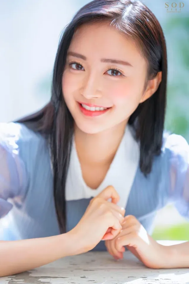 帰国子女、現役大学4年生… SODstar 鈴原みらん AV Debut
