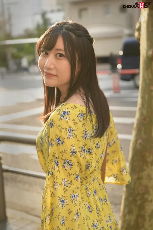 3か月限定でAV出演中の… 知らない快感を求めて1泊2日上京ドキュメント。