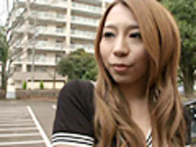 経済的な理由からAV出演… 人妻野外露出