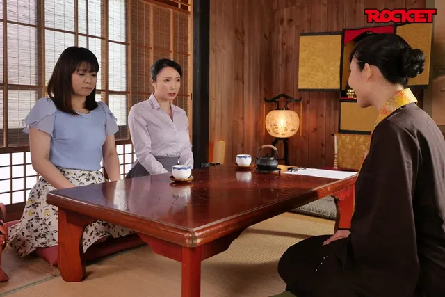 羞恥心に喝っ！無の境地に… 禅裸修行