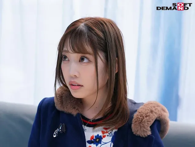 「気持ちよくなると、こん… マジックミラー号 指入れ痴○で声我慢チャレンジ！