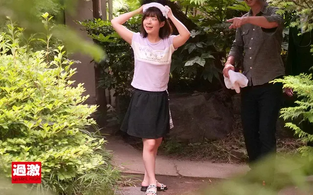 温泉旅行中に近寄ってきた… 男湯で出会った痴女っこ8 父親がいても挿れたがる桃尻娘