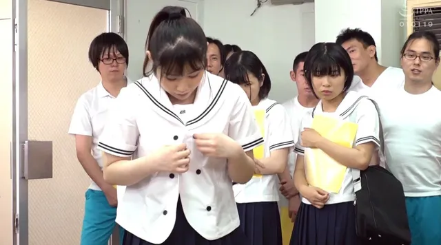 クラスの窓際美少女「みお… 羞恥！発育健康診断2022 牧野みおな